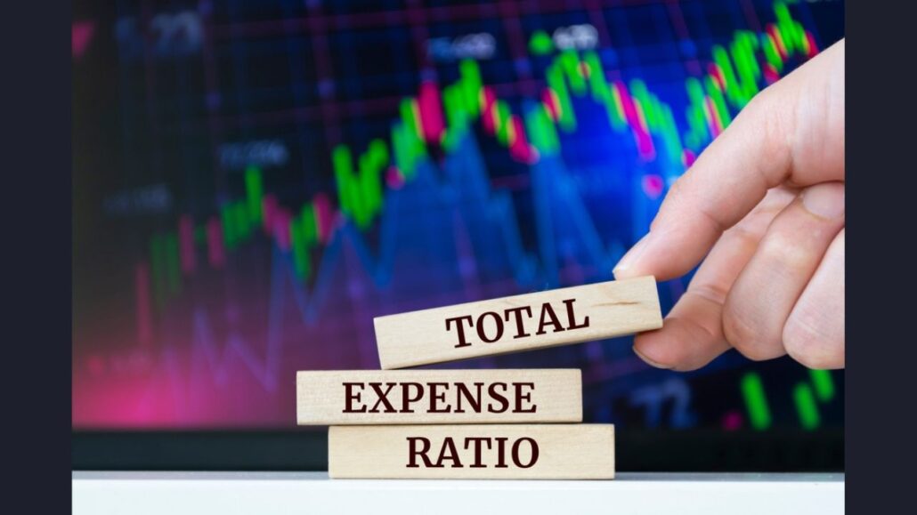 Selecting the Right Low-Expense Ratio ETF