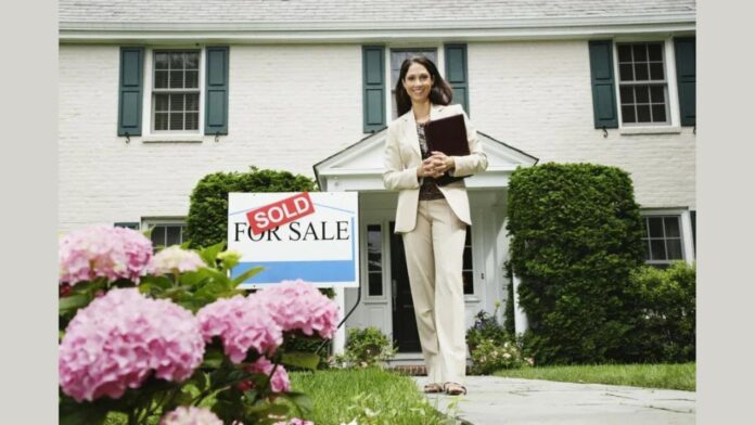 how to get a list of real estate agents marketing